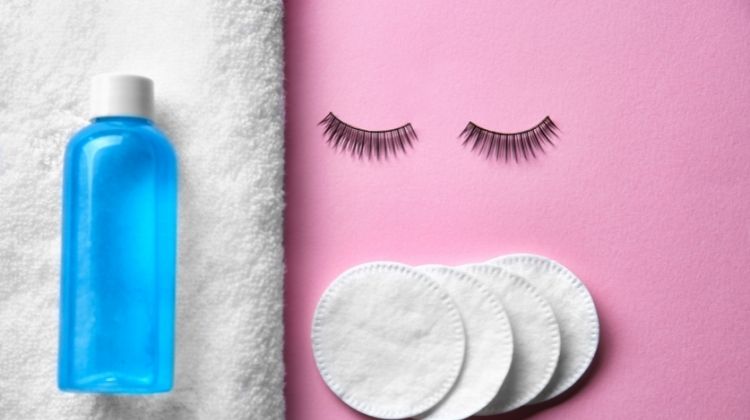 how to clean false lashes at home